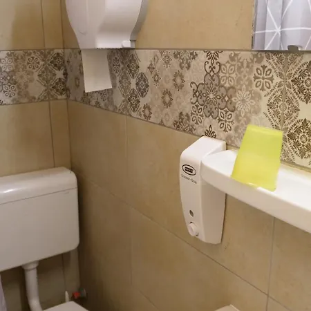 Attila Ξενοδοχείο 2*