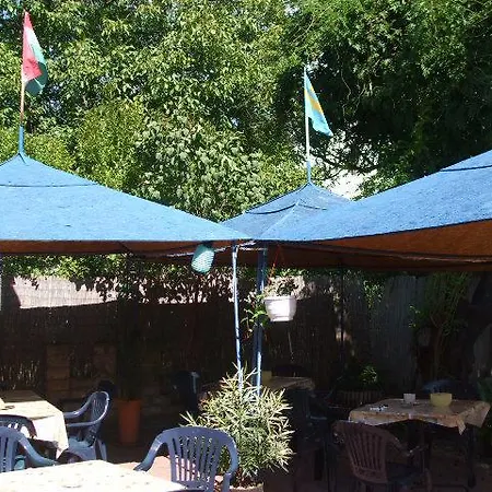 Ξενοδοχείο Attila 2*