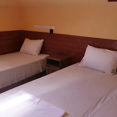 Attila ホテル ブダペスト