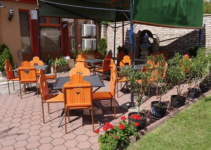 Attila 2* بودابست