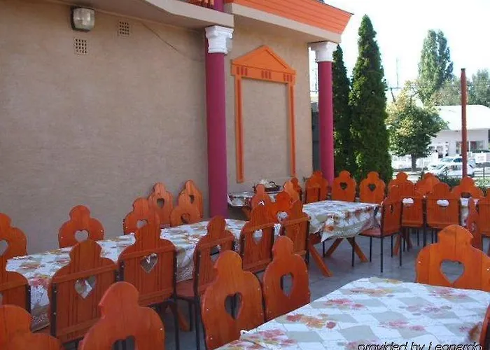 Attila فندق بودابست